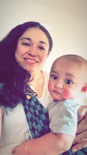 מרגיש הרבה יותר בטוח מאשר להחזיק בידיים.