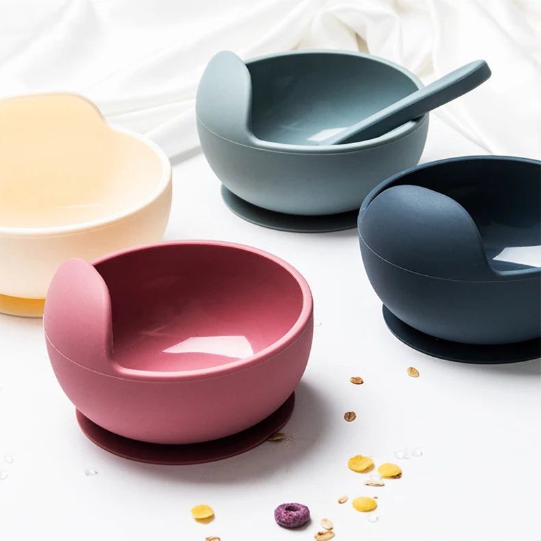 סט האכלה מסיליקון עם קערת ואקום וכפית לתינוק